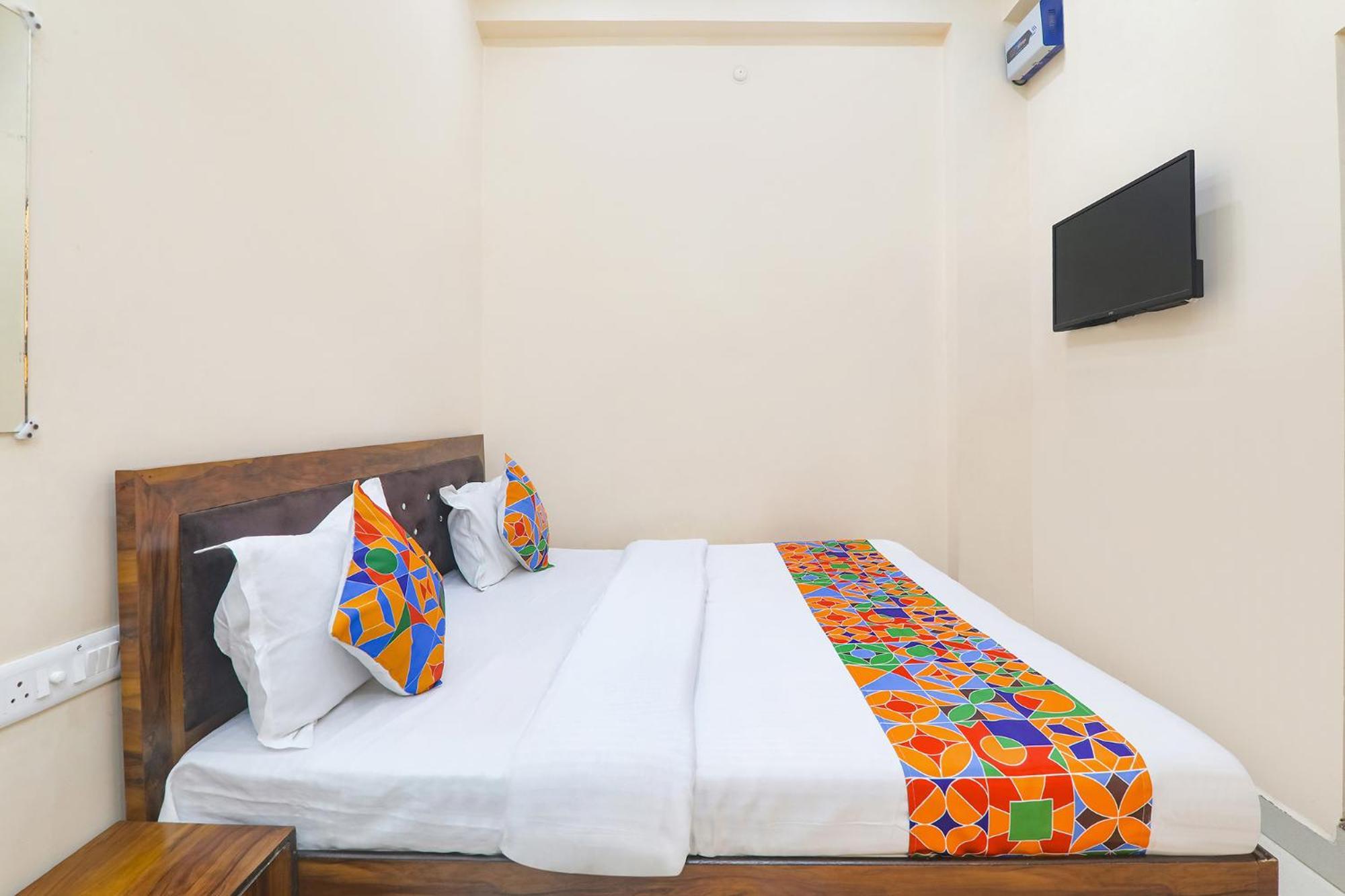 Fabhotel Rk Palace Ayodhya Dış mekan fotoğraf