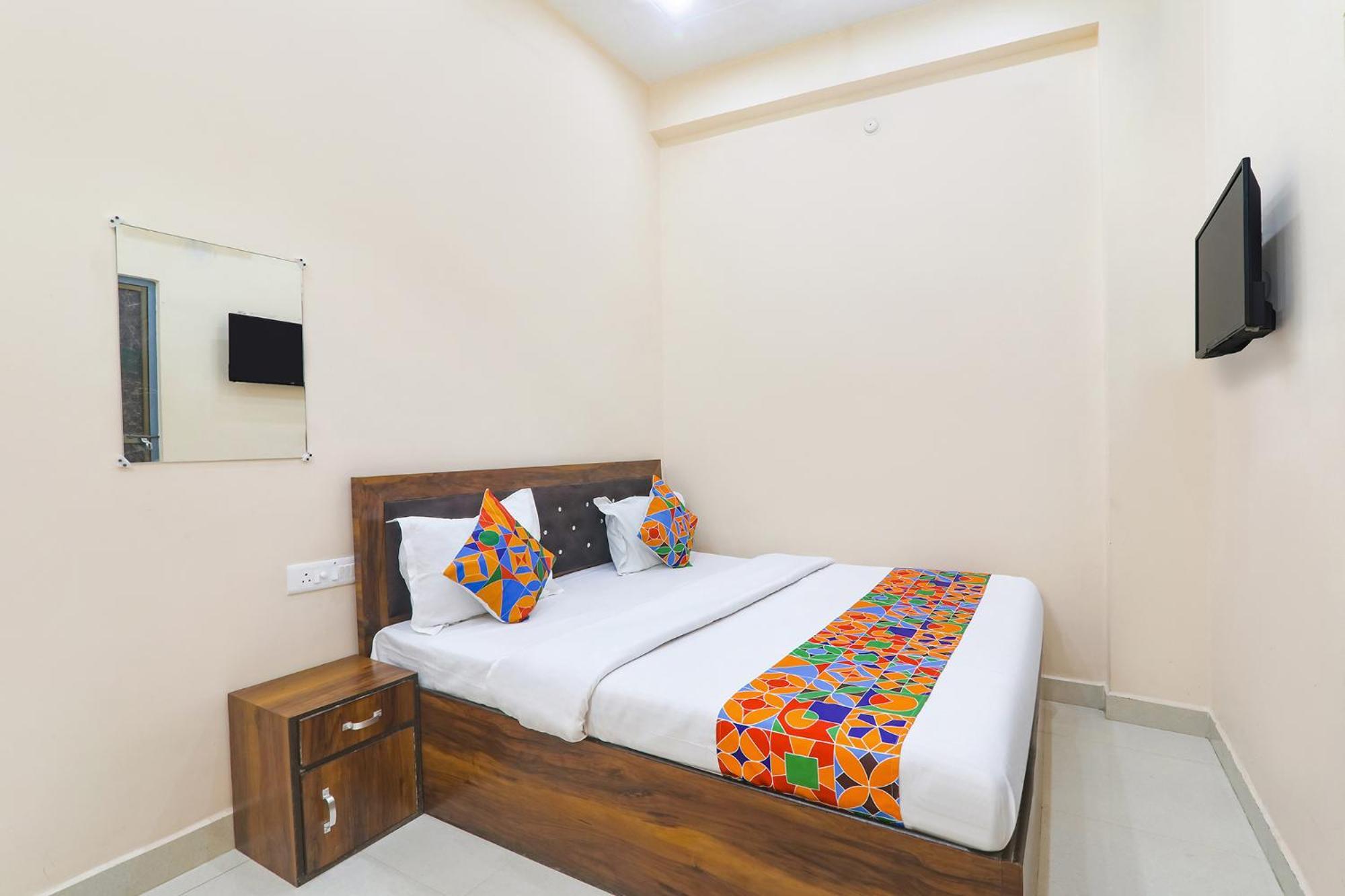 Fabhotel Rk Palace Ayodhya Dış mekan fotoğraf