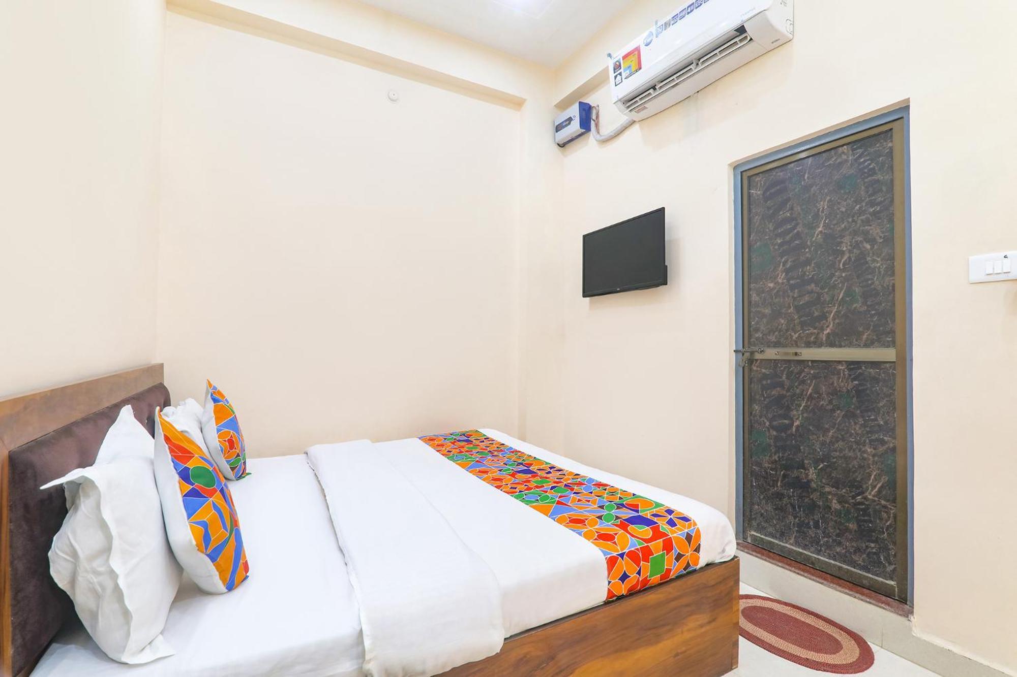 Fabhotel Rk Palace Ayodhya Dış mekan fotoğraf